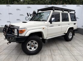 2014 Toyota Land Cruiser 76 4.5D-4D LX V8 Station Wagon