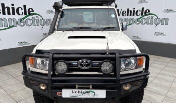 2014 Toyota Land Cruiser 76 4.5D-4D LX V8 Station Wagon full