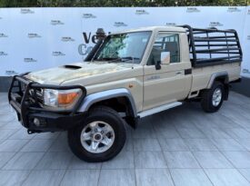 2015 Toyota Land Cruiser 79 4.5D-4D LX V8