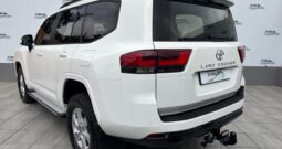 2023 Toyota Land Cruiser 300 3.3D GX-R