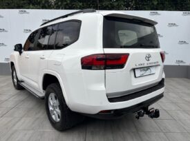 2023 Toyota Land Cruiser 300 3.3D GX-R
