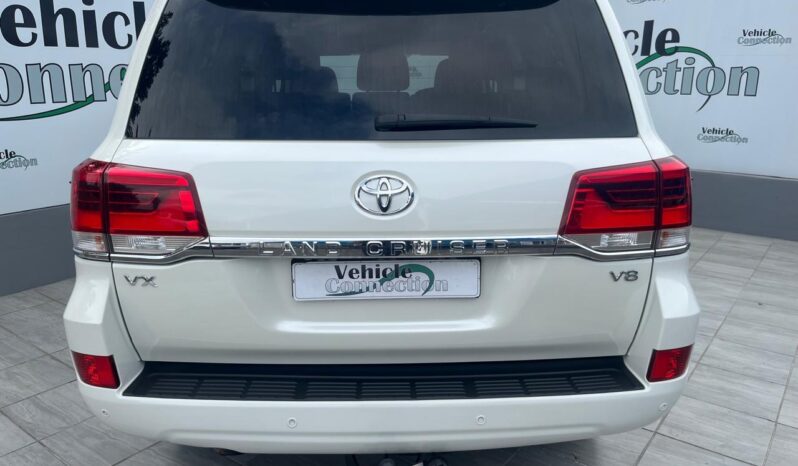 2016 Toyota Land Cruiser 200 4.5D-4D V8 VX full