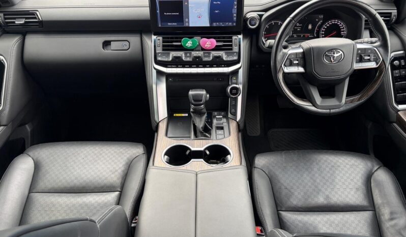 2021 Toyota Land Cruiser 300 3.3D ZX full