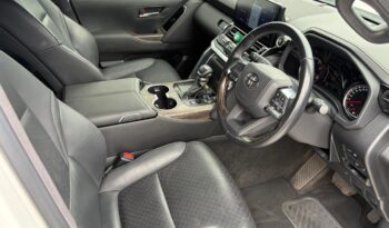 2021 Toyota Land Cruiser 300 3.3D ZX full