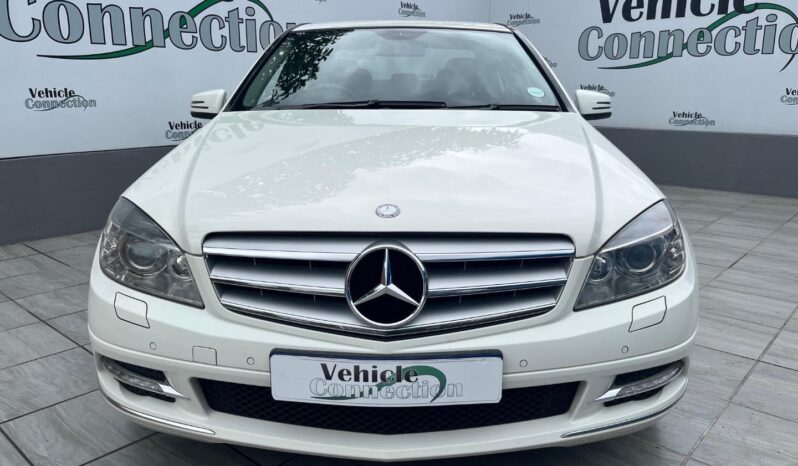 2011 Mercedes-Benz C-Class C200 Avantgarde Auto full