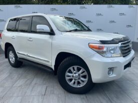 2013 Toyota Land Cruiser 200 4.5D-4D V8 VX