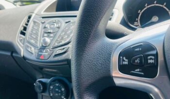 2017 Ford Fiesta 5-Door 1.0T Trend full