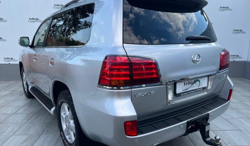 2011 Lexus LX 570 full