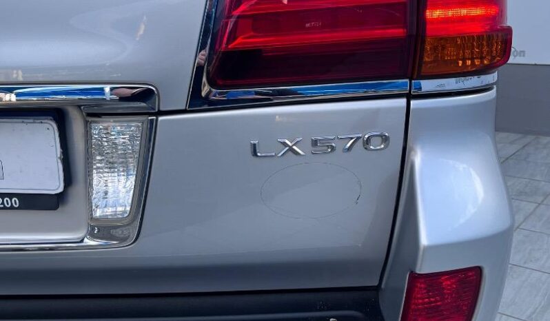 2011 Lexus LX 570 full