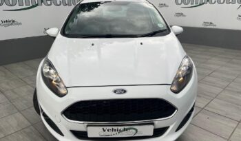 2017 Ford Fiesta 5-Door 1.0T Trend full