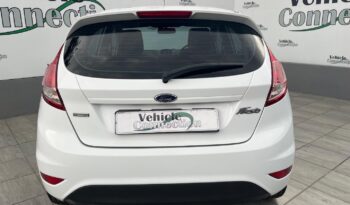 2017 Ford Fiesta 5-Door 1.0T Trend full