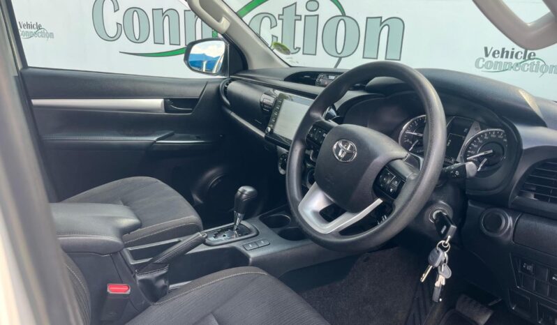 2022 Toyota Hilux 2.4GD-6 Double Cab 4×4 Raider Auto full