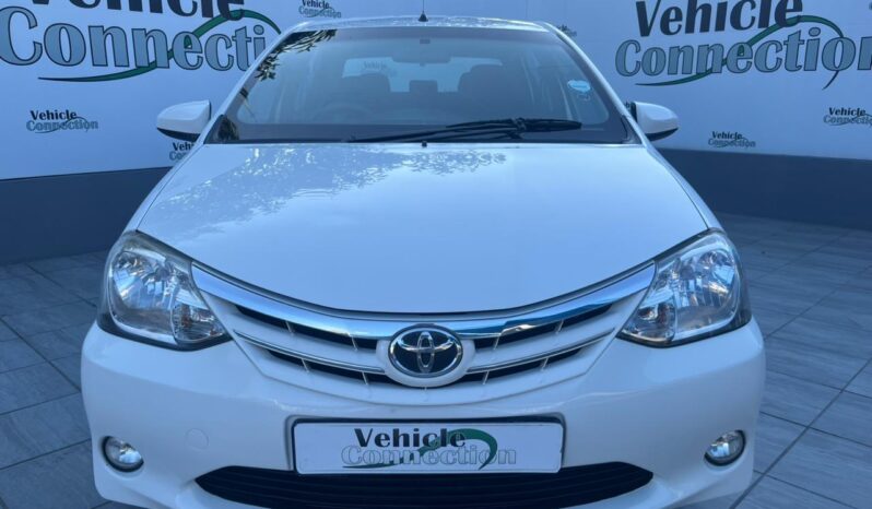 2017 Toyota Etios Sedan 1.5 Xs full
