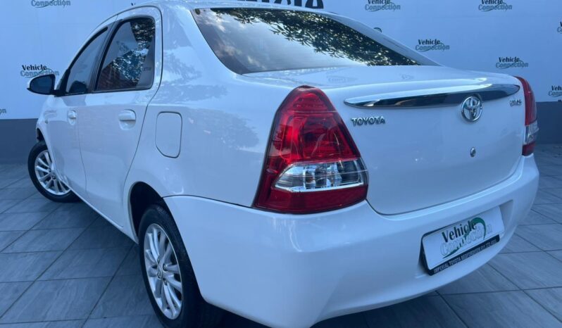 2017 Toyota Etios Sedan 1.5 Xs full