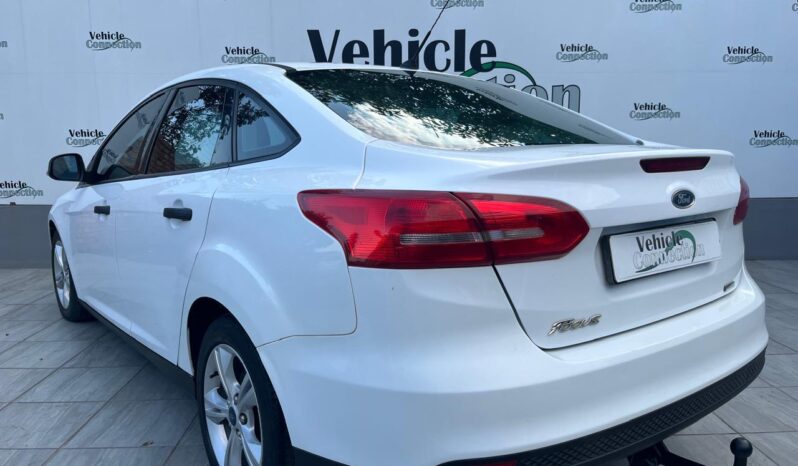 2017 Ford Focus Sedan 1.0T Ambiente