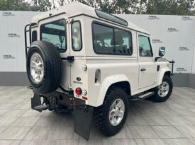 2010 Land Rover Defender 90 TD Station Wagon