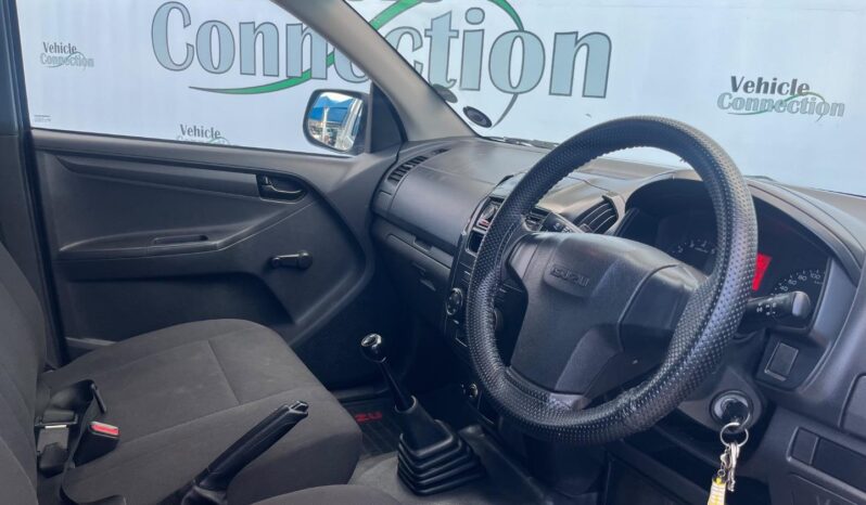 2019 Isuzu D-Max 250 Fleetside full