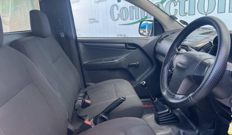 2019 Isuzu D-Max 250 Fleetside full