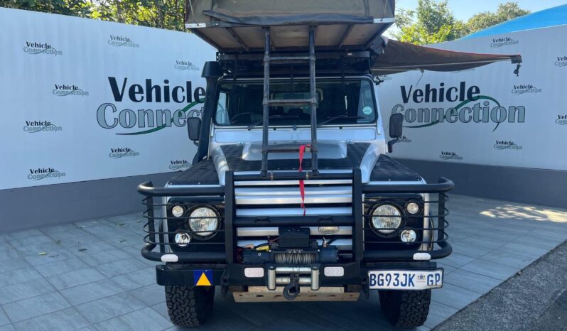 2011 Land Rover Defender 110 TDi Station Wagon full