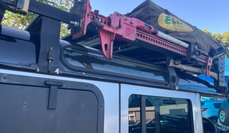 2011 Land Rover Defender 110 TDi Station Wagon full