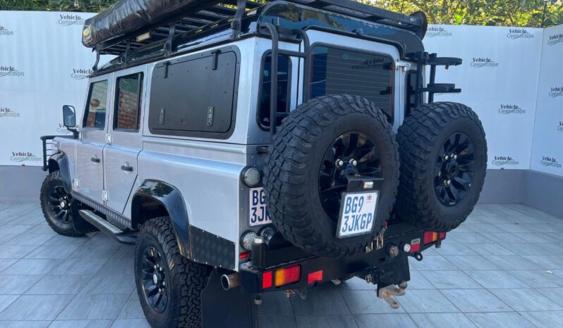 2011 Land Rover Defender 110 TDi Station Wagon full